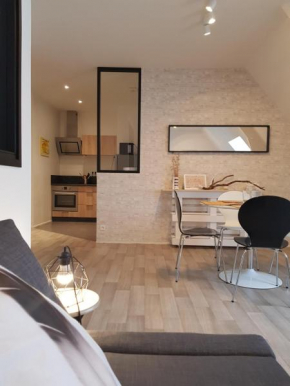 Гостиница Appartement Rue du Port - Lorient  Лорьян